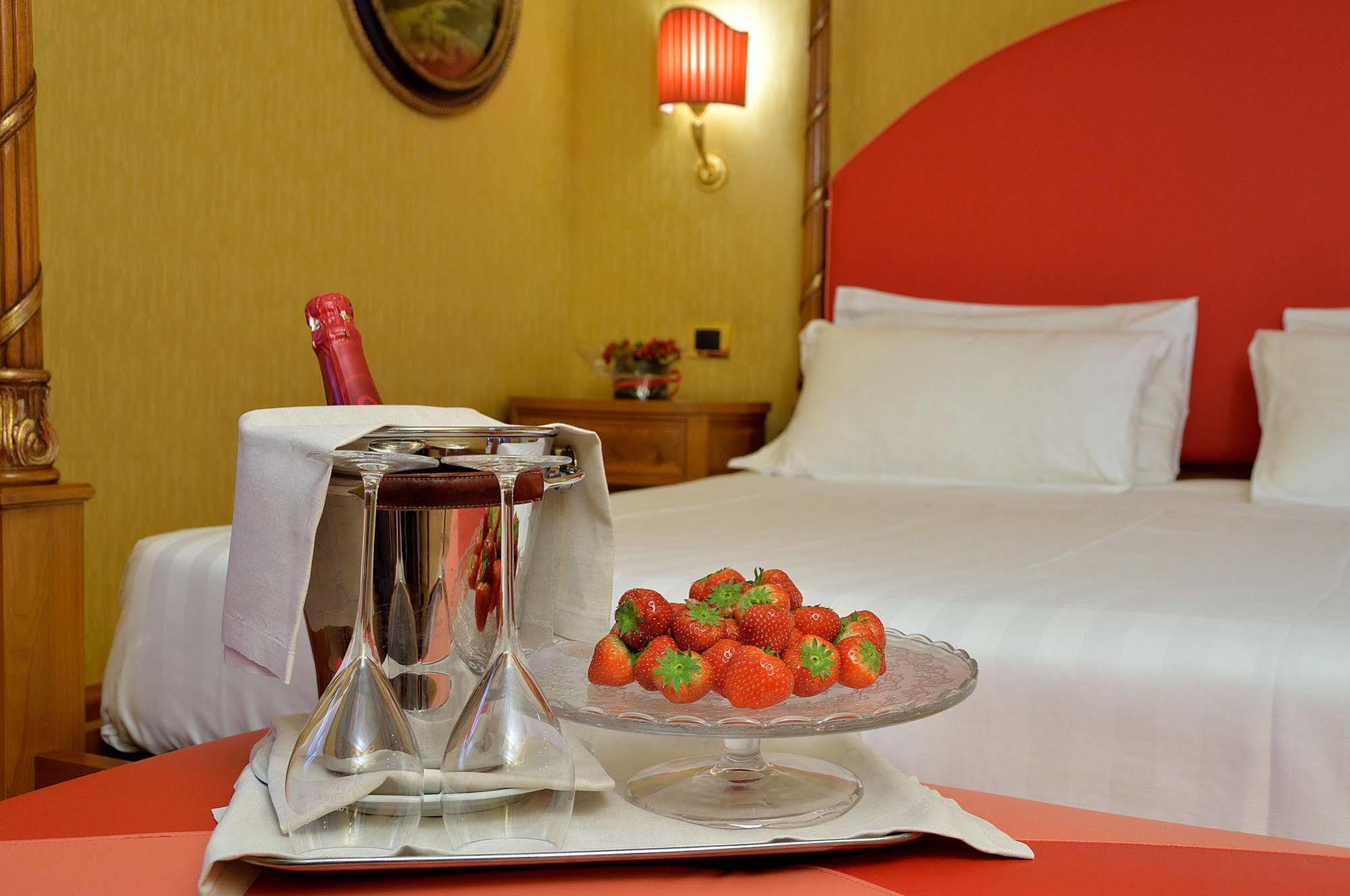 Hotel Homs Rome Luaran gambar